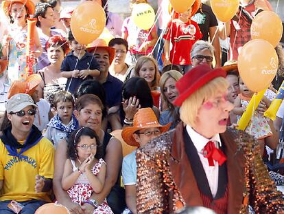 Los payasos del Circo Mundial ayer en el Hospital de Basurto.