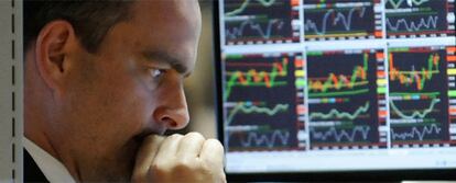 Un operador de la Bolsa, durante la sesión del jueves en Wall Street