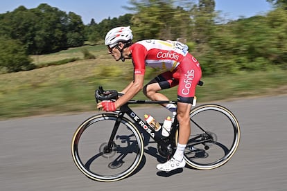 Guillaume Martin, durante la octava etapa del Tour de Francia.