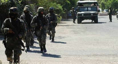 Patrulla del Ej&eacute;rcito mexicano en la labores contra el narcotr&aacute;fico.