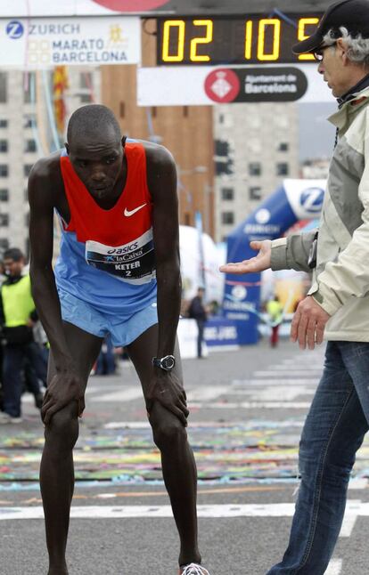 El keniano Abraham Keter ha sido segundo en la 35&ordf; edici&oacute;n del marat&oacute;n de Barcelona, con un tiempo de 2h.10:48. 