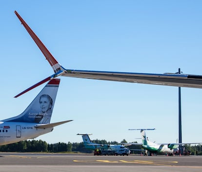 Aviones de las compañías noruegas Norwegian y Widerøe.