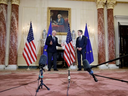 Josep Borrell, izquierda, y Antony Blinken, antes de su reunión del jueves en el Departamento de Estado, en Washington.