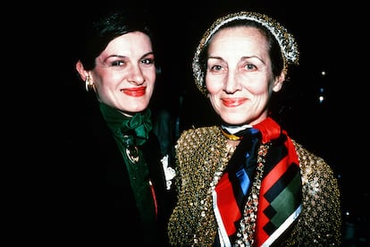 Paloma Picasso and mother Francoise Gilot circa 1980 in New York City
