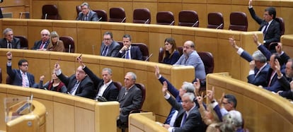 Votación en la comisión del artículo 155 en el Senado.