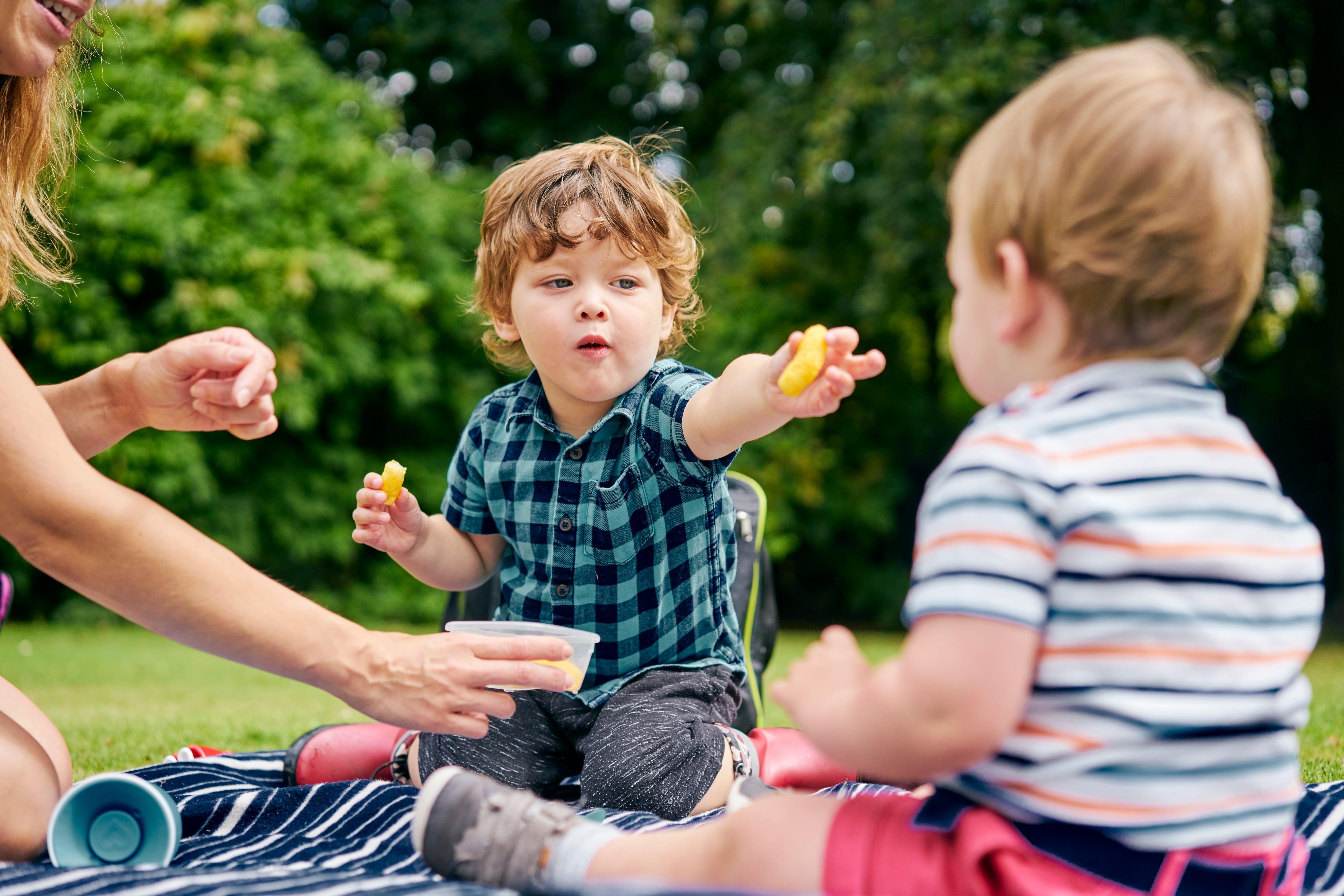 Por qué no hay que obligar a los niños a compartir
