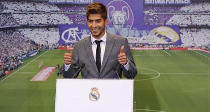 Lucas Silva, en el palco del Bernabéu