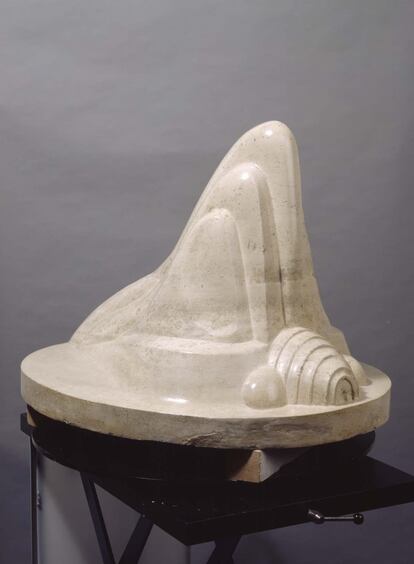 Maqueta en mármol de la basílica del Sumo Hacedor, de Casto Fernández Shaw, creada en 1949. 