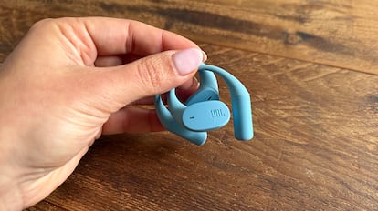 La principal desventaja de los auriculares deportivos JBL Sense Lite es que su autonomía es la más corta.