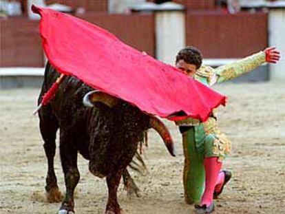 Jesús Millán, en el tercer toro.