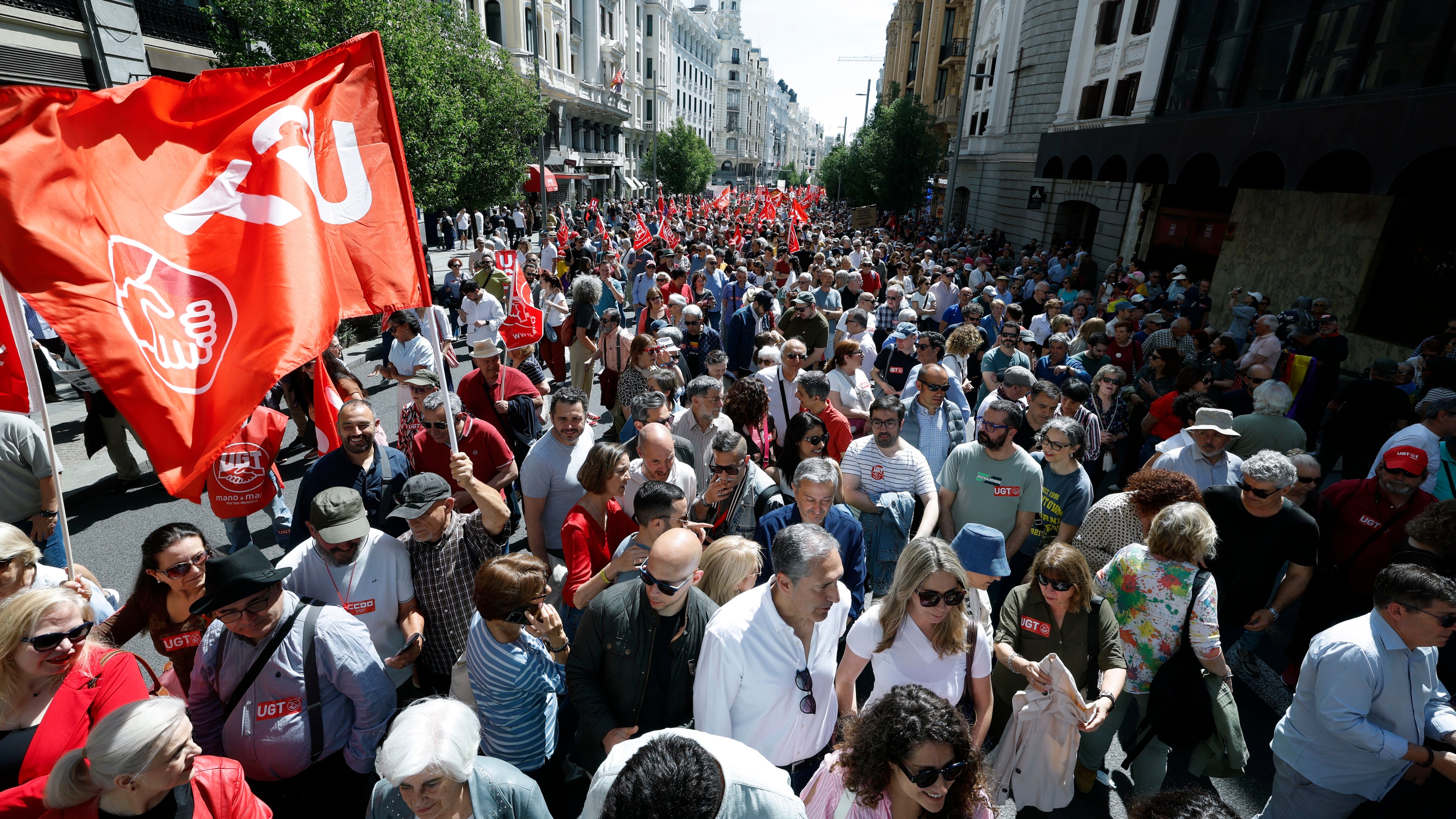 Miles de trabajadores se manifiestan el Primero de Mayo contra el precio de la vivienda: “Es insostenible que haya alquileres a 1.000 euros en barrios obreros”