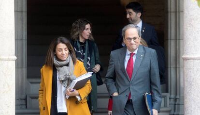 El presidente de la Generalitat, Quim Torra, junto a la consejera de Presidencia, Meritxell Budó.