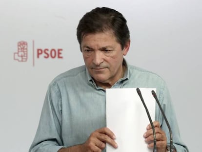Javier Fernandez, presidente de la gestora del PSOE. 