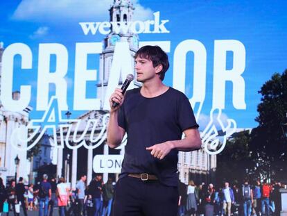 Ashton Kutcher en la presentación de los premios Wework Creator en Londres en octubre de 2018. 