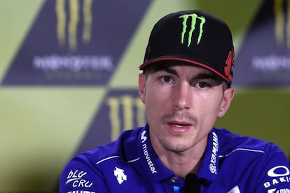 Maverick Viñales atiende a la prensa en Brno.