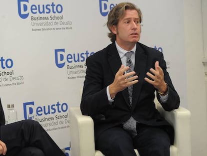 El presidente de Bankia, José Ignacio Goirigolzarri, junto al ensayista y director de la Fundación Juan March, Javier Gomá.