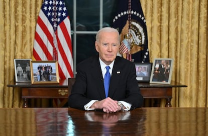 Joe Biden pronuncia su discurso de despedida desde el Despacho Oval de la Casa Blanca, en Washington, el 15 de enero.