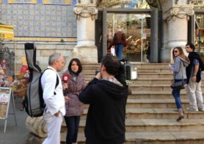 El Turista Optimista, junto al Mercado Central