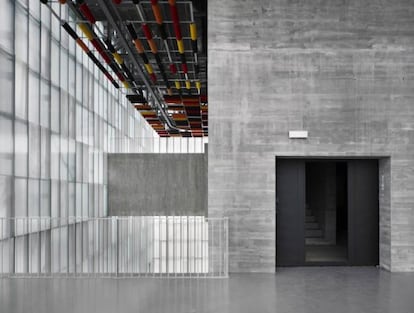 Interior del Museo de Ciencia y Tecnología (MUNCYT), obra de Victoria Acebo y Ángel Alonso.