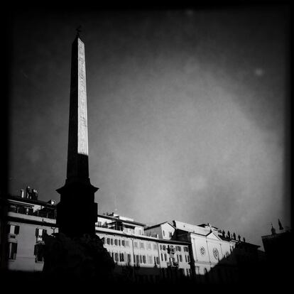 Vista del Obelisco Agonale situado en la Plaza Navona en Roma (Italia), 26 de enero de 2014.