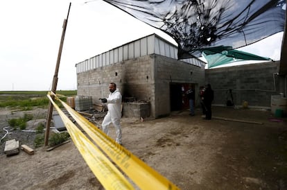 Las autoridades cierran el paso a la casa que est conectada con la crcel del Altiplano.