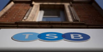  Sucursal de TSB, filial de Sabadell, en Londres. 