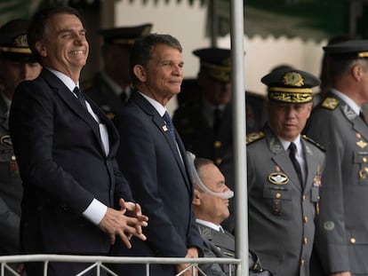 Bolsonaro y Joaquim Silva e Luna en una foto de archivo de 2018.