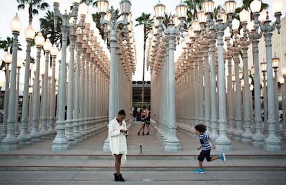 La instalación 'Urban Light', de Chris Burden.