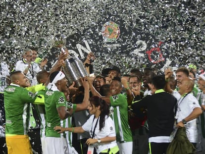 Los jugadores de Nacional celebran el triunfo en la Libertadores. 