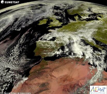 Imagen de la península Ibérica tomada por el satélite meteosat para la Aemet.