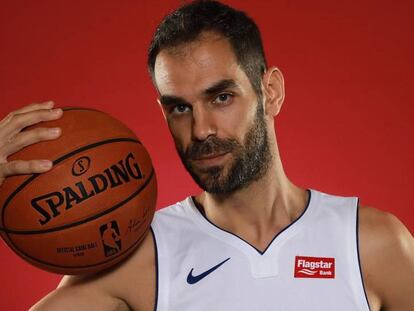 José Manuel Calderón, en la sesión de fotos de los Pistons, su séptimo y último equipo en la NBA