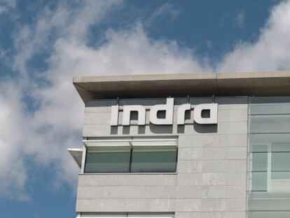 Logotipo de Indra.