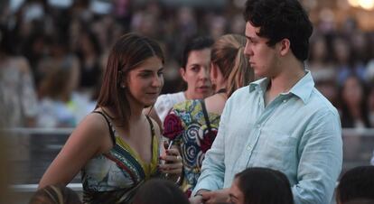 Felipe Marichalar, con si novia Mar Torres.