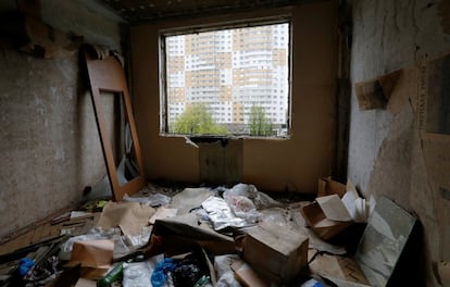 El interior de un edificio de cinco plantas que fue demolido por las autoridades de la ciudad de Moscú (Rusia).