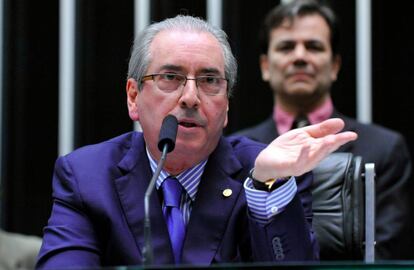 Eduardo Cunha preside sessão nesta quarta-feira.