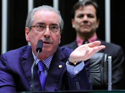 Eduardo Cunha preside sessão nesta quarta-feira.