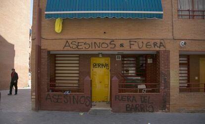 Fachada de una de las casas de Los Visita, familiares de los presuntos asesinos de El Pozo del Tío Raimundo.