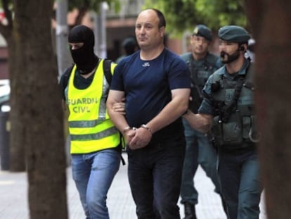 El presunto colaborador de ETA, Tomás Madina Echevarría, detenido en Galdácano (Bizkaia).