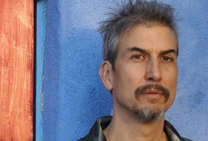 Howe Gelb.