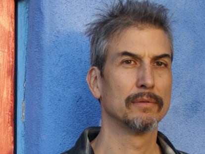 Howe Gelb.