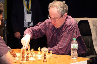 Borís Guélfand, durante la final con Viswanathan Anand este domingo en el Auditorio de León