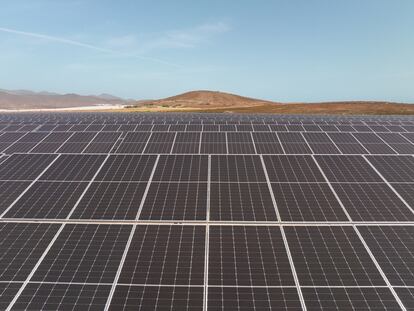 Planta fotovoltaica Telde IV, de Naturgy, en Gran Canaria. (foto cedida por la compañía)