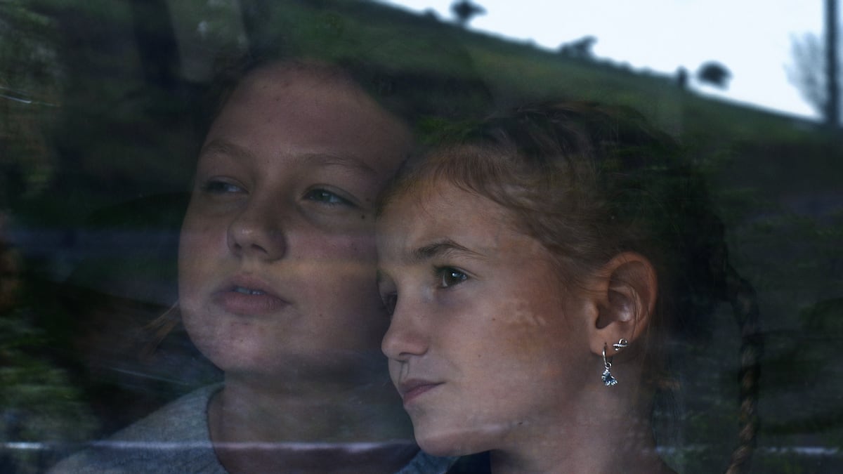 ‘Historias del buen valle’: una flor entre las vías