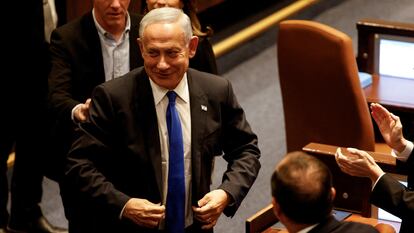 Benjamín Netanyahu, este jueves en el Parlamento de Israel, donde ha jurado su cargo.
