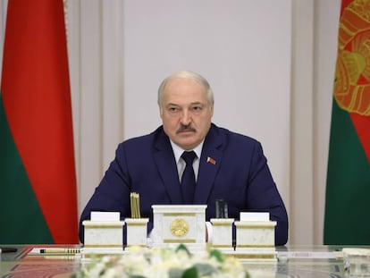 Alexander Lukashenko, presidente de Belarús, en una conferencia este 11 de noviembre