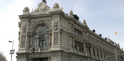 Fachada del edifico del Banco de Espa&ntilde;a en la plaza de Cibeles, Madrid.