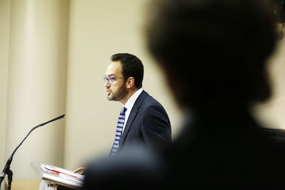 El socialista Antonio Hernando, en el Congreso.