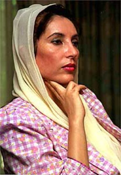 La ex primera ministra paquistaní Benazir Bhuto.