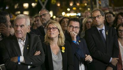 El president Torra i membres del seu Govern en una manifestació.