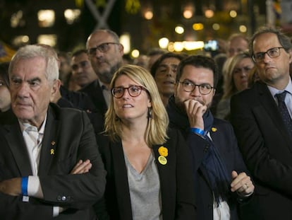 El president Torra i membres del seu Govern en una manifestació.